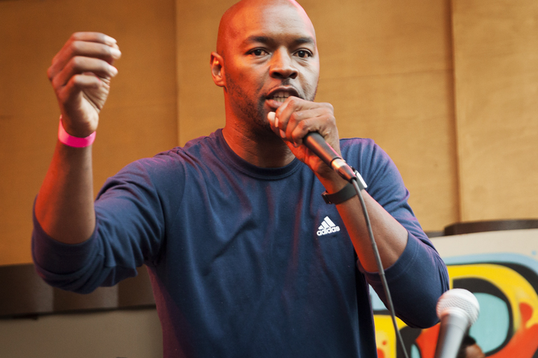 08_11_13_radiotron_30th_0203