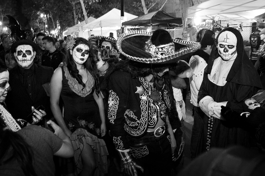 11_02_13_santa_ana_artwalk_0040