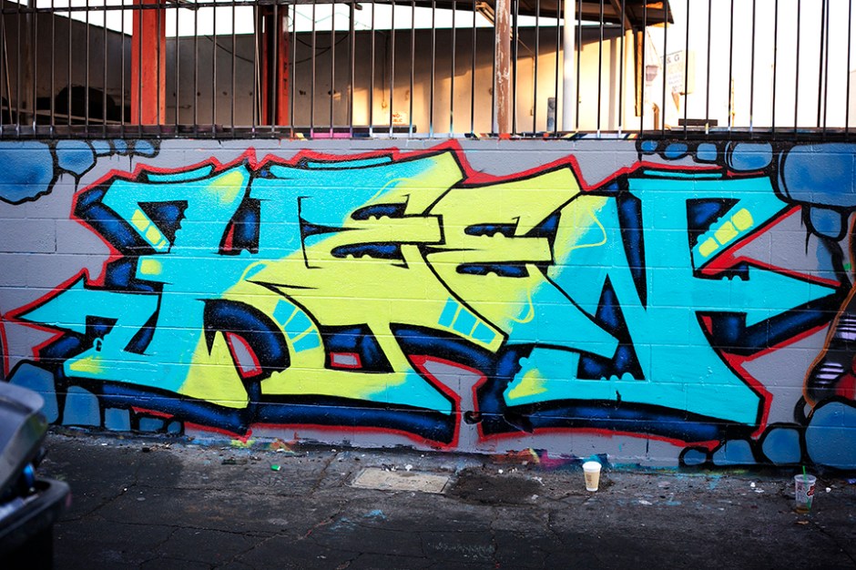 12_28_14_winchells_alley_0006